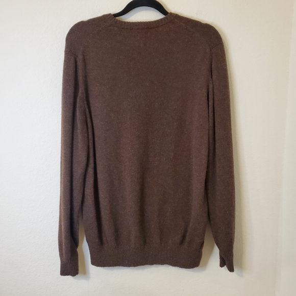 L.L. Bean Wool Blend V-Neck Brown Sweater Size Medium - Picture 2 of 5